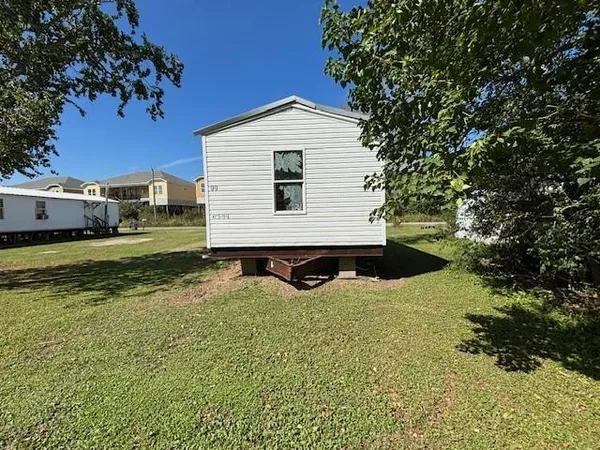 $950 | 135 Stephen Ballay Ln Port, Port Sulphur, LA 70083