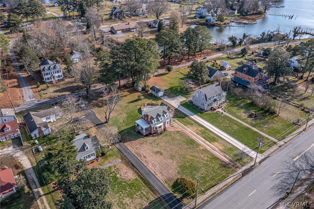369 Main Street Reedville, VA 22539 - Photo 41 of 44 an aerial view of residential houses with outdoor space