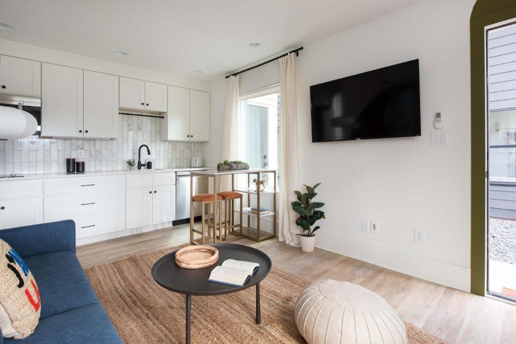 542 Boulevard Place Northeast, Unit D Atlanta, GA 30308 - Photo 18 of 30