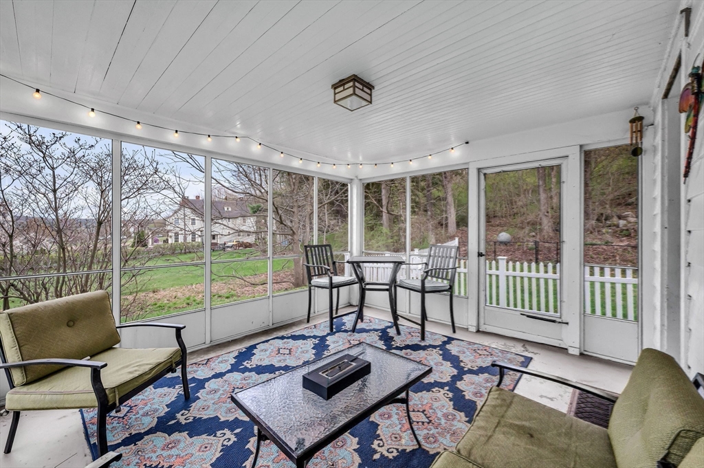 20 High Street Monson, MA 01057 - Photo 10 of 39