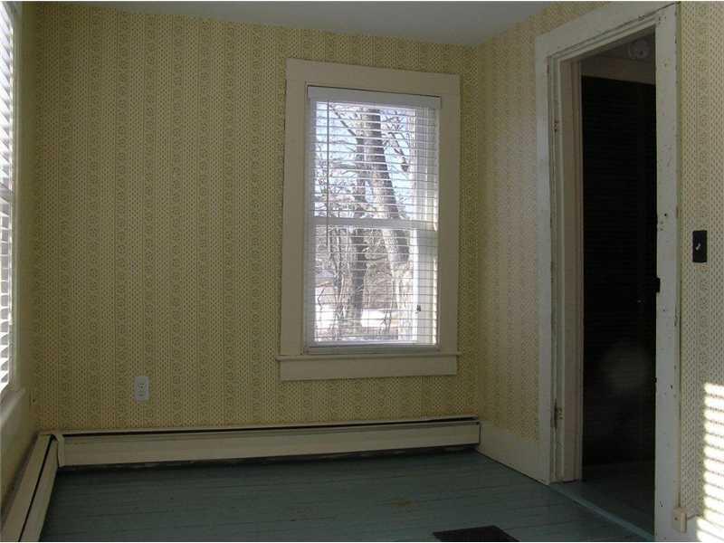 28 Knox Road Bar Harbor, ME 04609 - Photo 20 of 25 Bedroom. Third upstairs bedroom on...