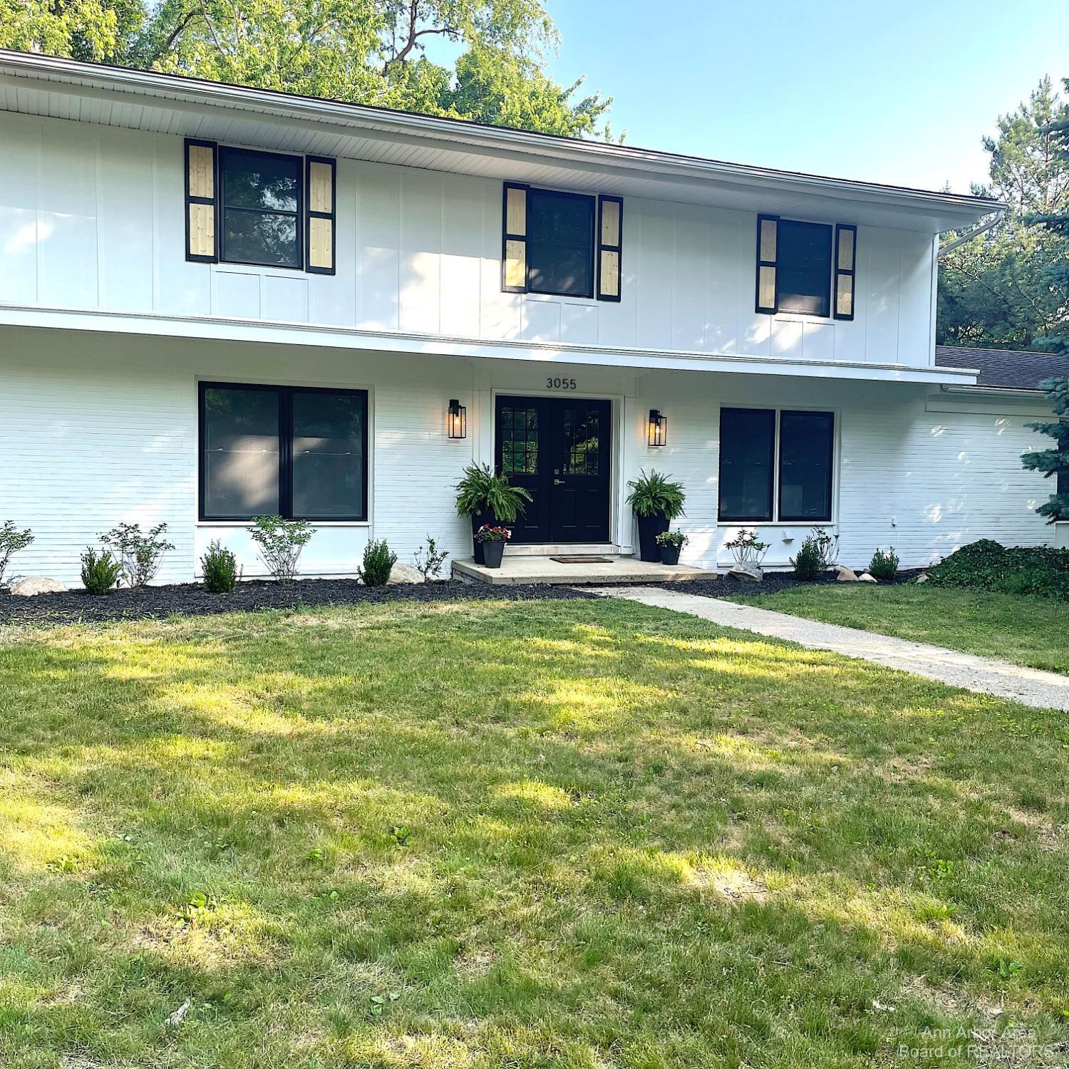 3055 Foxcroft Road Ann Arbor, MI 48104 - Photo 2 of 42 Photo 2