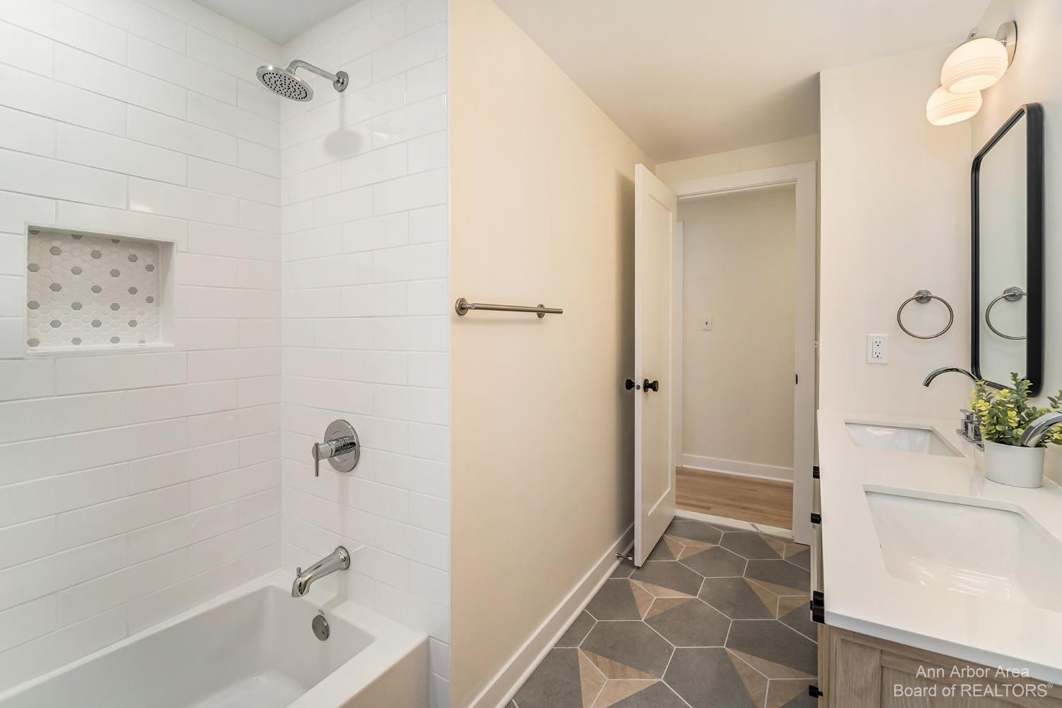3055 Foxcroft Road Ann Arbor, MI 48104 - Photo 31 of 42 Photo 31