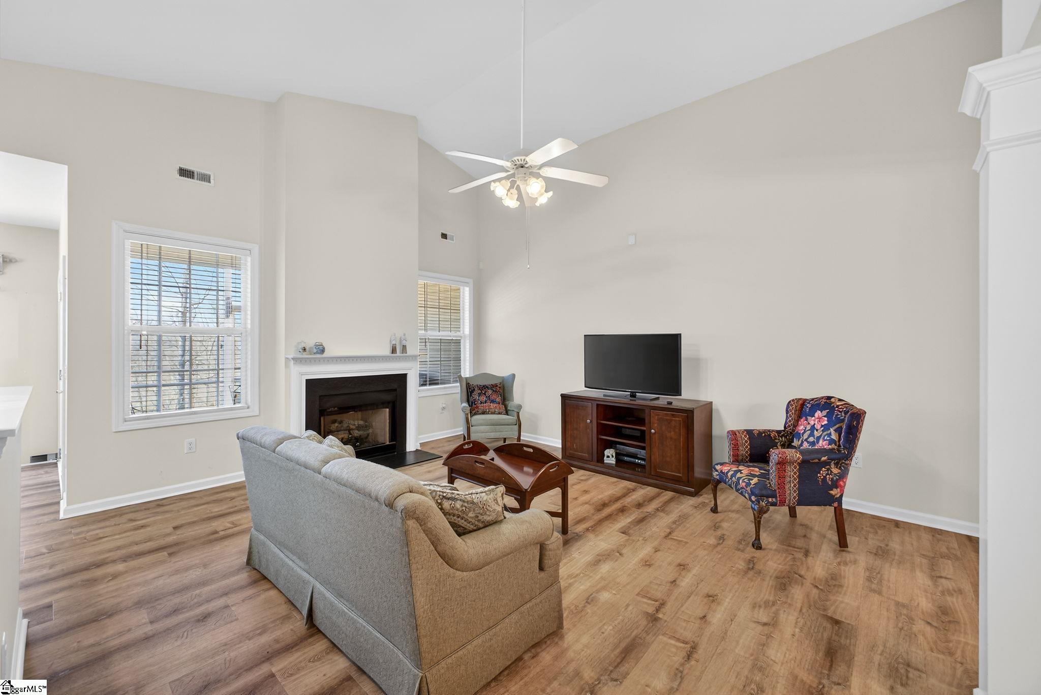 920 Medora Drive Greer, SC 29650 - Photo 10 of 38