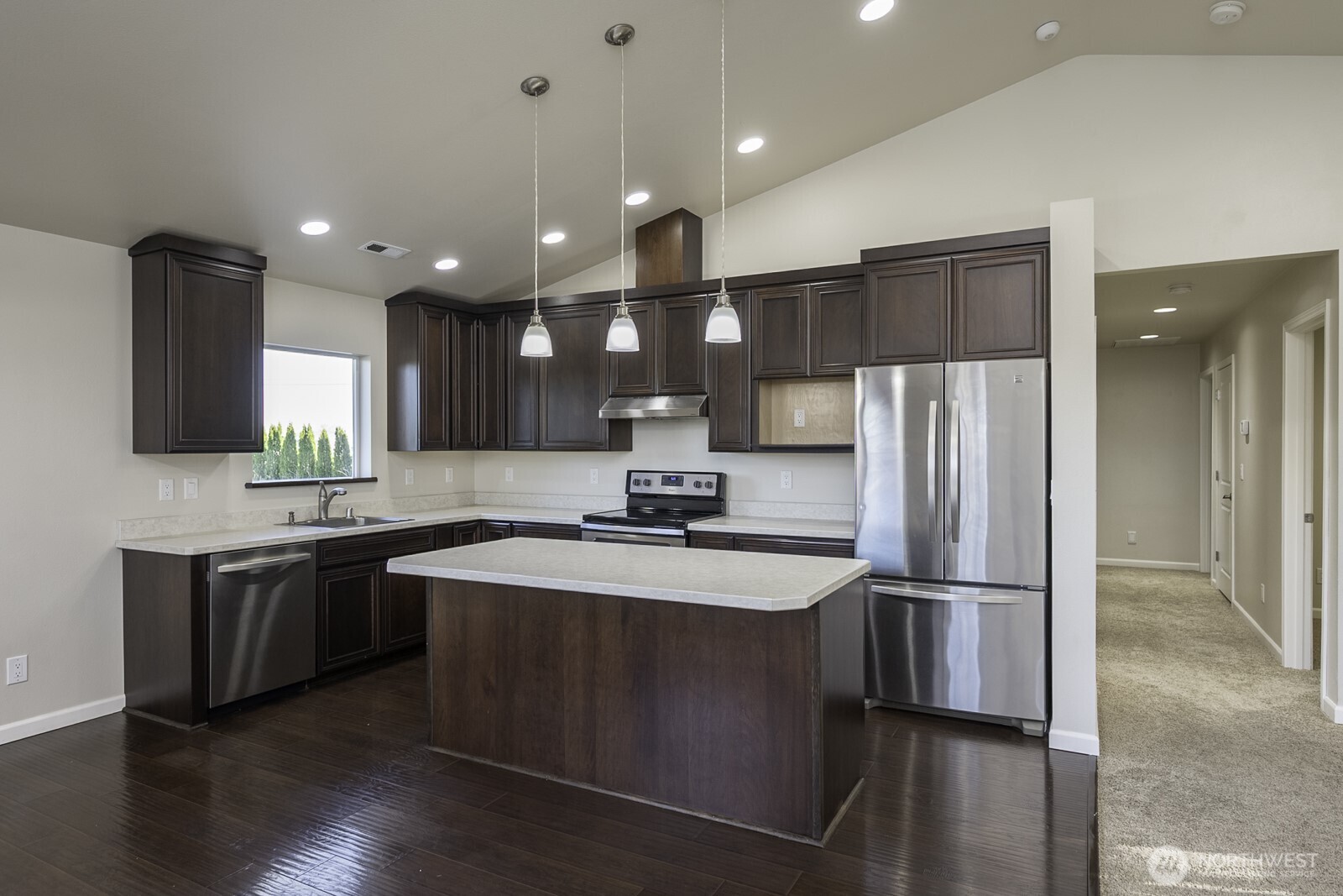 2143 Valley Road Northeast Moses Lake, WA 98837 - Photo 16 of 38