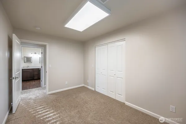 $385,500 | 2143 Valley Road Northeast, Moses Lake, WA 98837