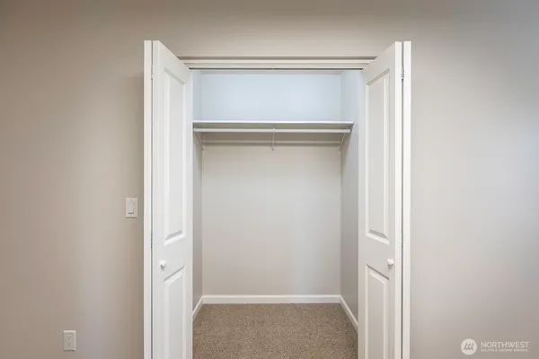 $385,500 | 2143 Valley Road Northeast, Moses Lake, WA 98837