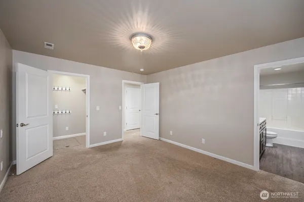 $385,500 | 2143 Valley Road Northeast, Moses Lake, WA 98837