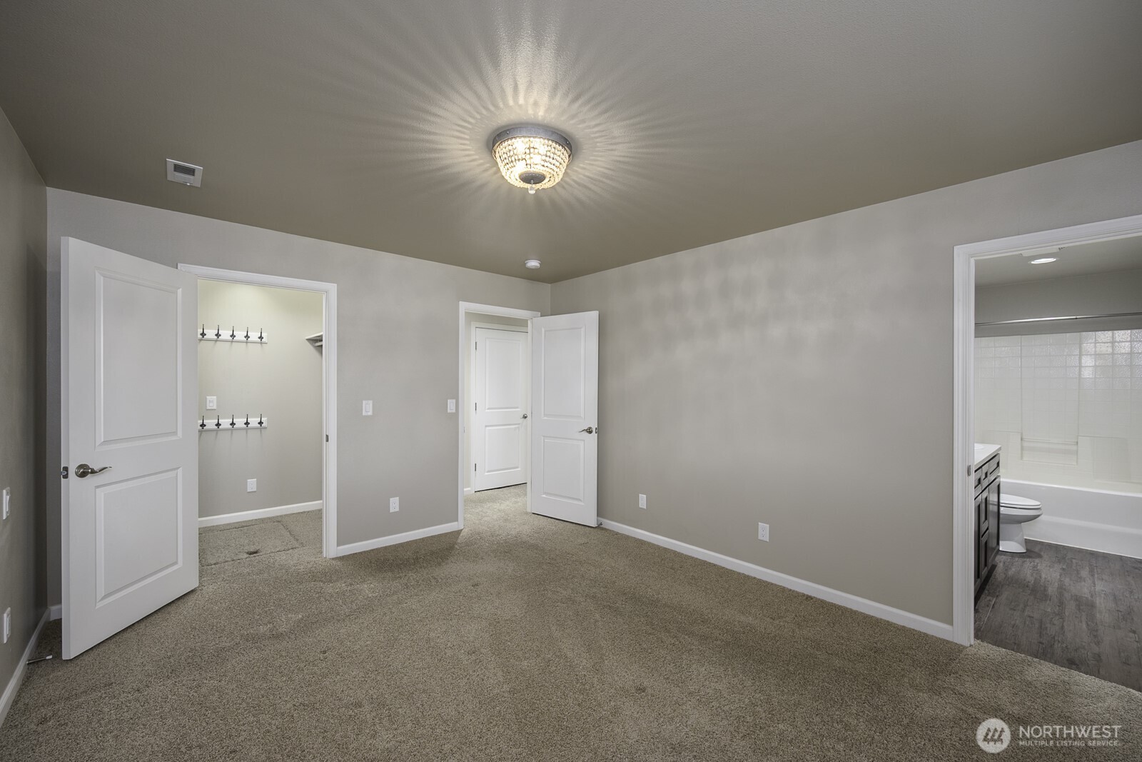 2143 Valley Road Northeast Moses Lake, WA 98837 - Photo 27 of 38