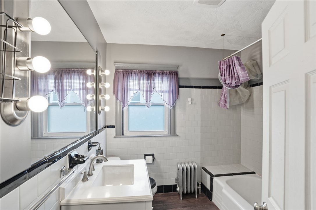 957 Mineral Spring Avenue Pawtucket, RI 02860 - Photo 23 of 40