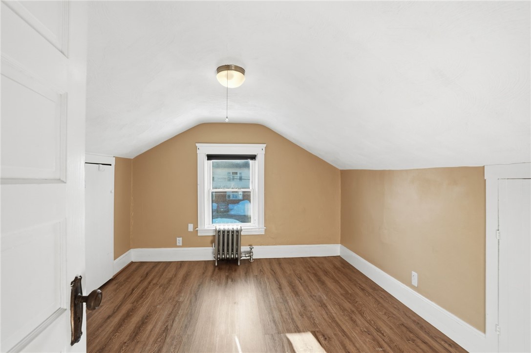 957 Mineral Spring Avenue Pawtucket, RI 02860 - Photo 29 of 40