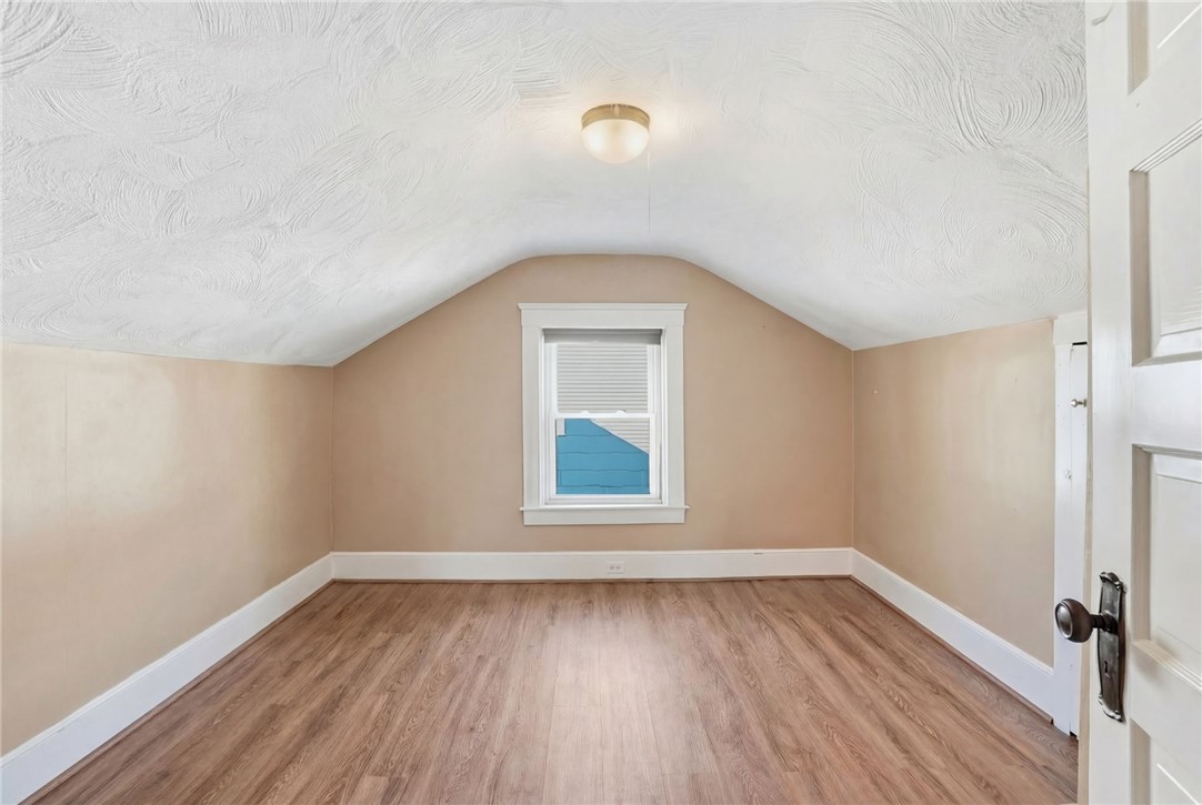 957 Mineral Spring Avenue Pawtucket, RI 02860 - Photo 31 of 40