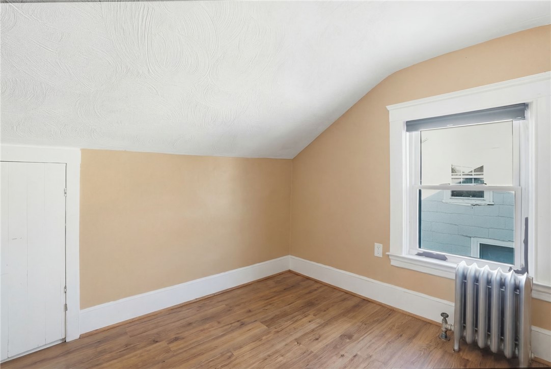 957 Mineral Spring Avenue Pawtucket, RI 02860 - Photo 32 of 40