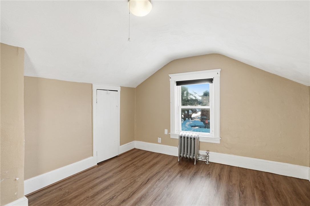 957 Mineral Spring Avenue Pawtucket, RI 02860 - Photo 33 of 40