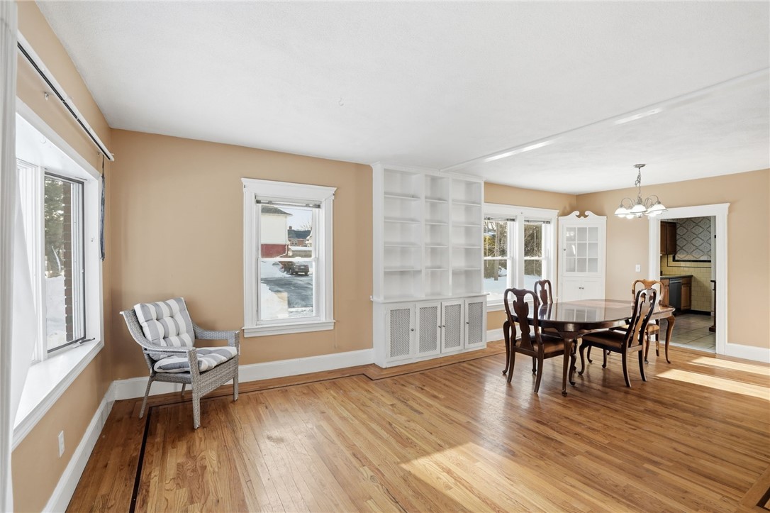 957 Mineral Spring Avenue Pawtucket, RI 02860 - Photo 6 of 40