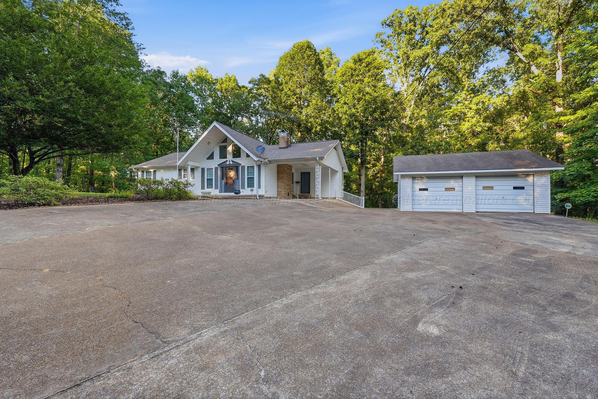 114 Hickory Grove Road Nauvoo, AL 35578 - Photo 2 of 31 front