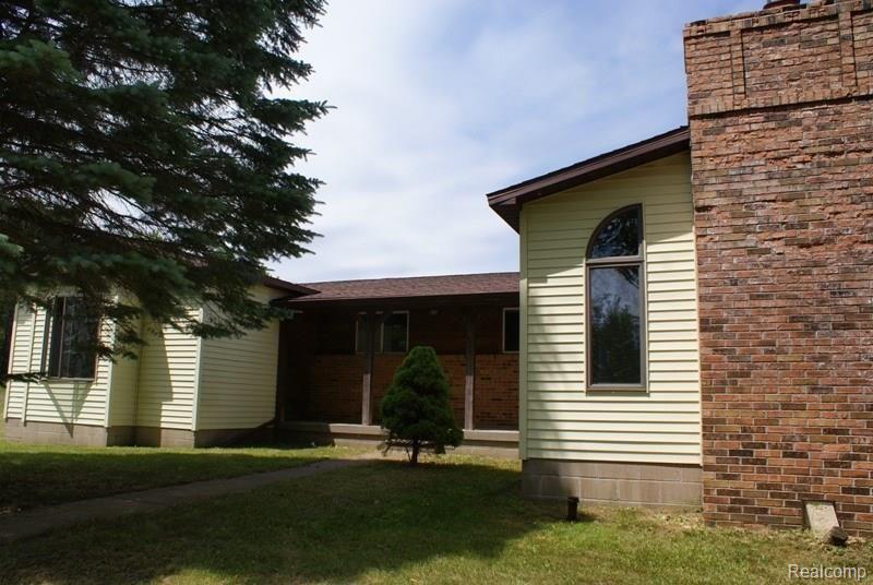 3350 Murphy Lake Road Millington, MI 48746 - Photo 6 of 46 0614 (28).JPG