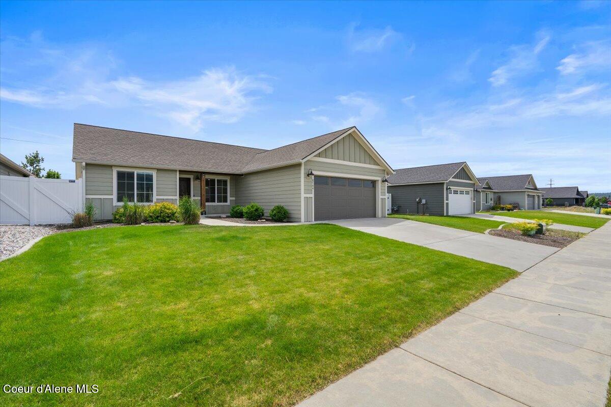 8544 West Seed Avenue Rathdrum, ID 83858 - Photo 10 of 41 10-Front of Home