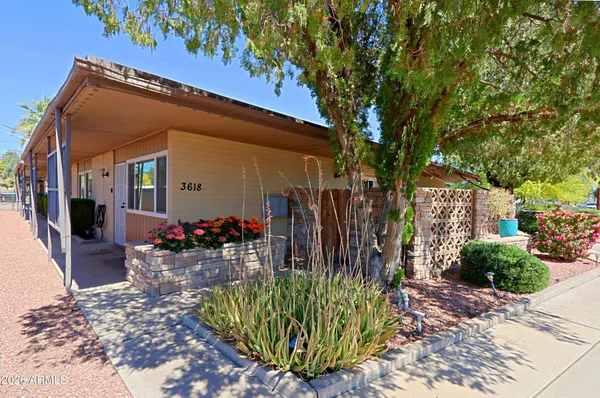 a front view of house with yard