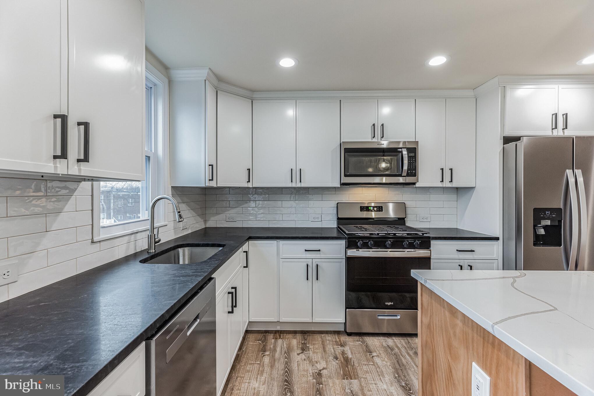 1306 Harshaw Road Brookhaven, PA 19015 - Photo 9 of 30 Gallery Image 9