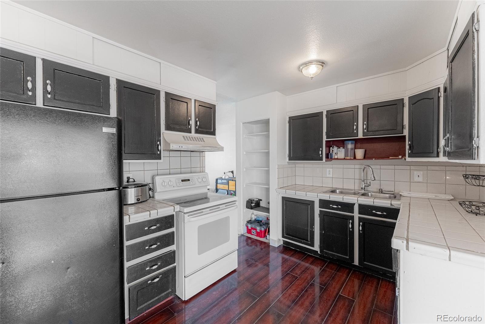 7845 Conifer Road Denver, CO 80221 - Photo 21 of 29 Gallery Image 21