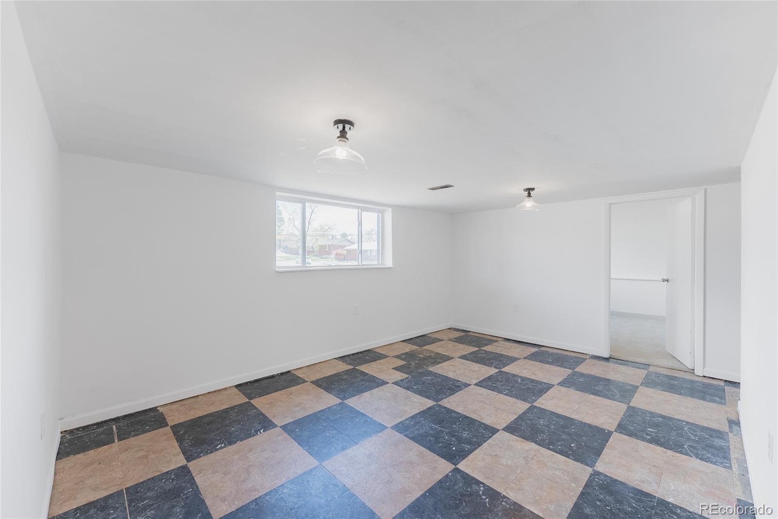 7845 Conifer Road Denver, CO 80221 - Photo 10 of 29 Gallery Image 10