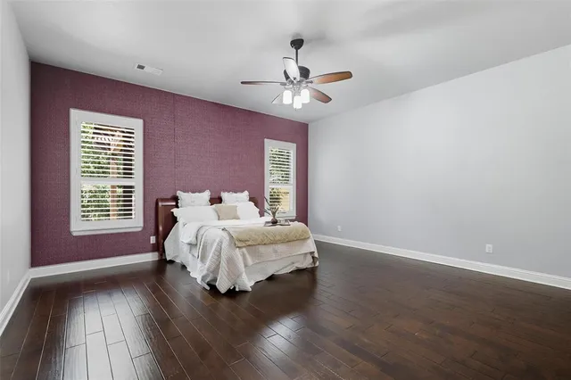 $479,900 | 245 Prairie Oak Court, Burleson, TX 76028