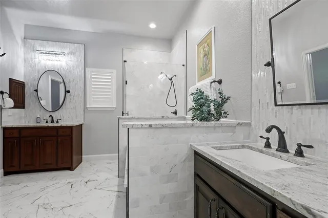 $479,900 | 245 Prairie Oak Court, Burleson, TX 76028