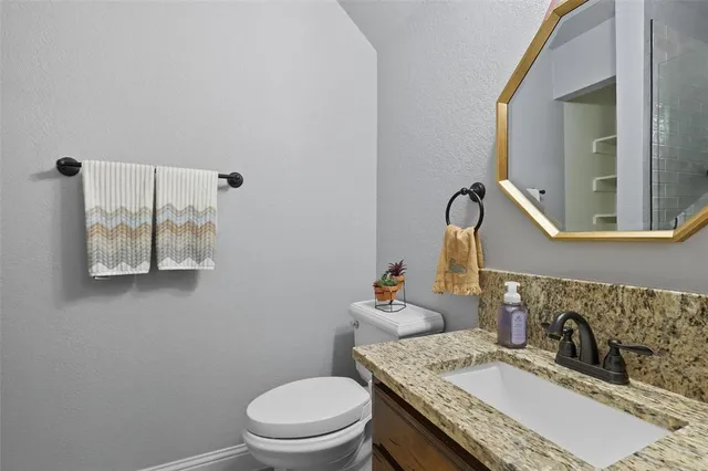 $479,900 | 245 Prairie Oak Court, Burleson, TX 76028