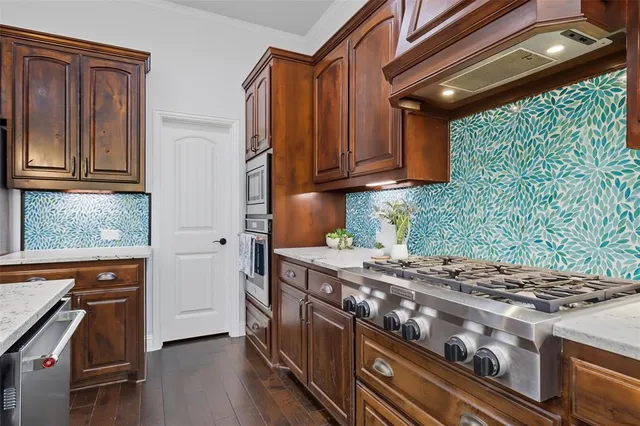 $479,900 | 245 Prairie Oak Court, Burleson, TX 76028