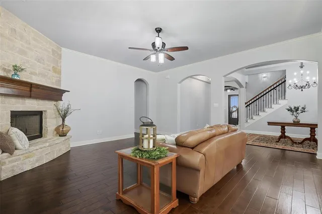 $479,900 | 245 Prairie Oak Court, Burleson, TX 76028