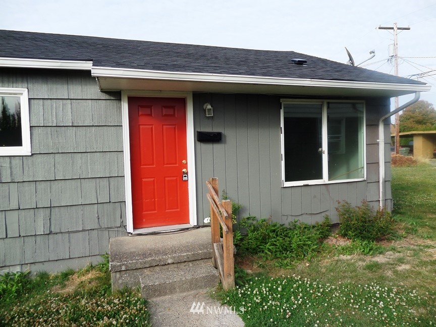 274 Colorado Street, Unit 2 Longview, WA 98632 - Photo 2 of 14 Gallery Image 2