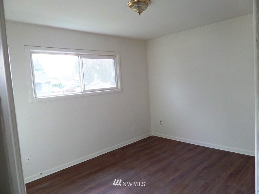 274 Colorado Street, Unit 2 Longview, WA 98632 - Photo 11 of 14 Gallery Image 11
