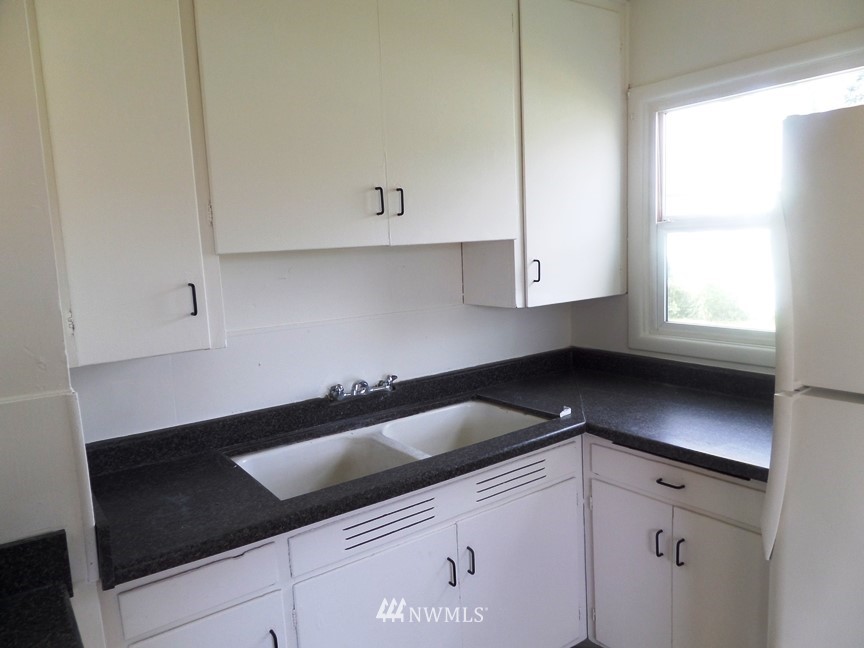 274 Colorado Street, Unit 2 Longview, WA 98632 - Photo 3 of 14 Gallery Image 3
