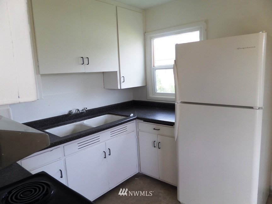 274 Colorado Street, Unit 2 Longview, WA 98632 - Photo 5 of 14 Gallery Image 5