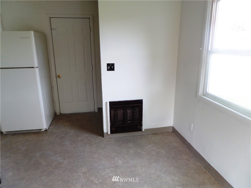 274 Colorado Street, Unit 2 Longview, WA 98632 - Photo 8 of 14 Gallery Image 8