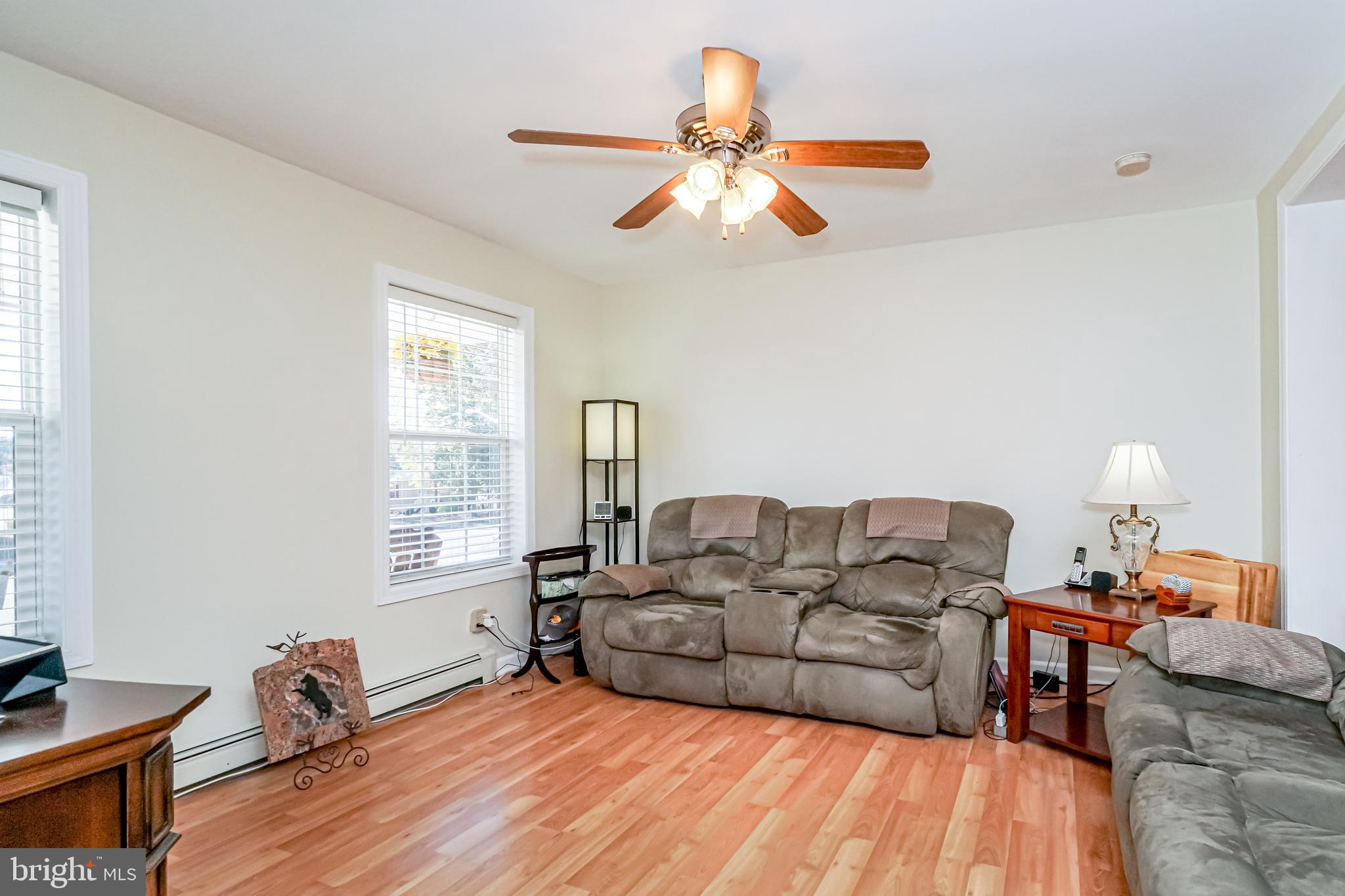 1853 East Old Philadelphia Road Elkton, MD 21921 - Photo 19 of 33 Living room