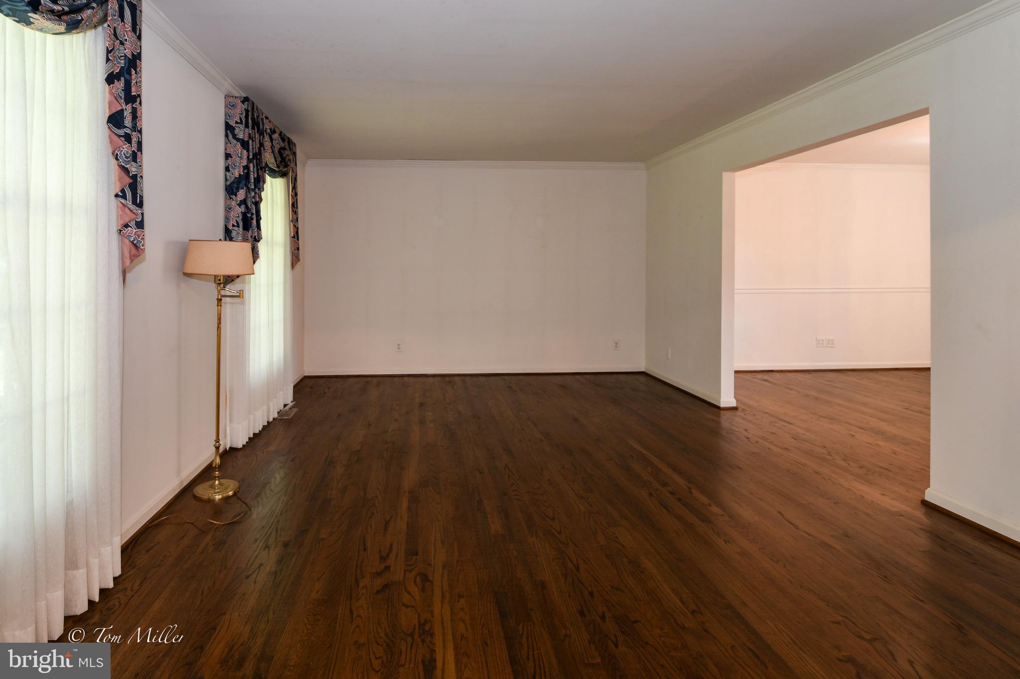 14109 Robcaste Road Phoenix, MD 21131 - Photo 21 of 55 Living Room
