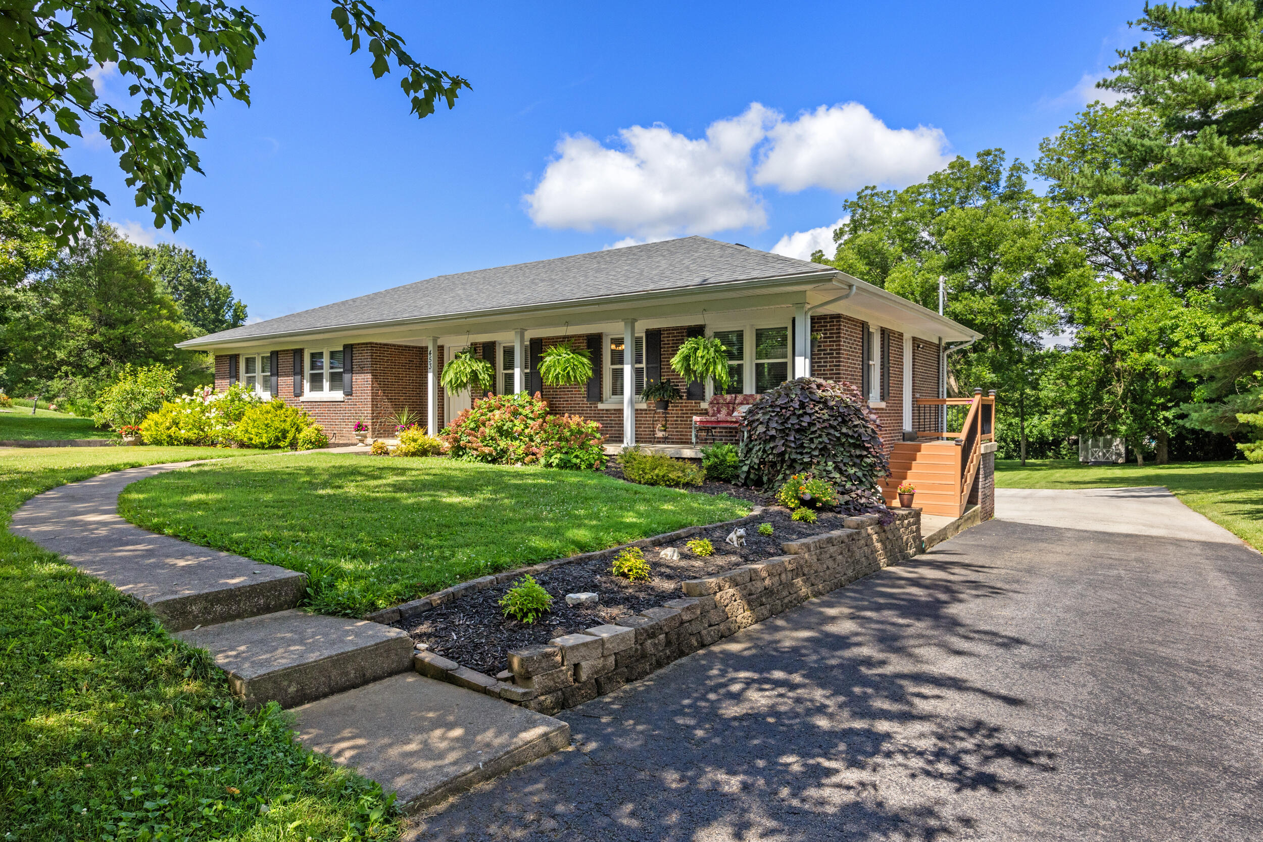 453 Boone Trail Road Danville, KY 40422 - Photo 42 of 56 40_img_1163