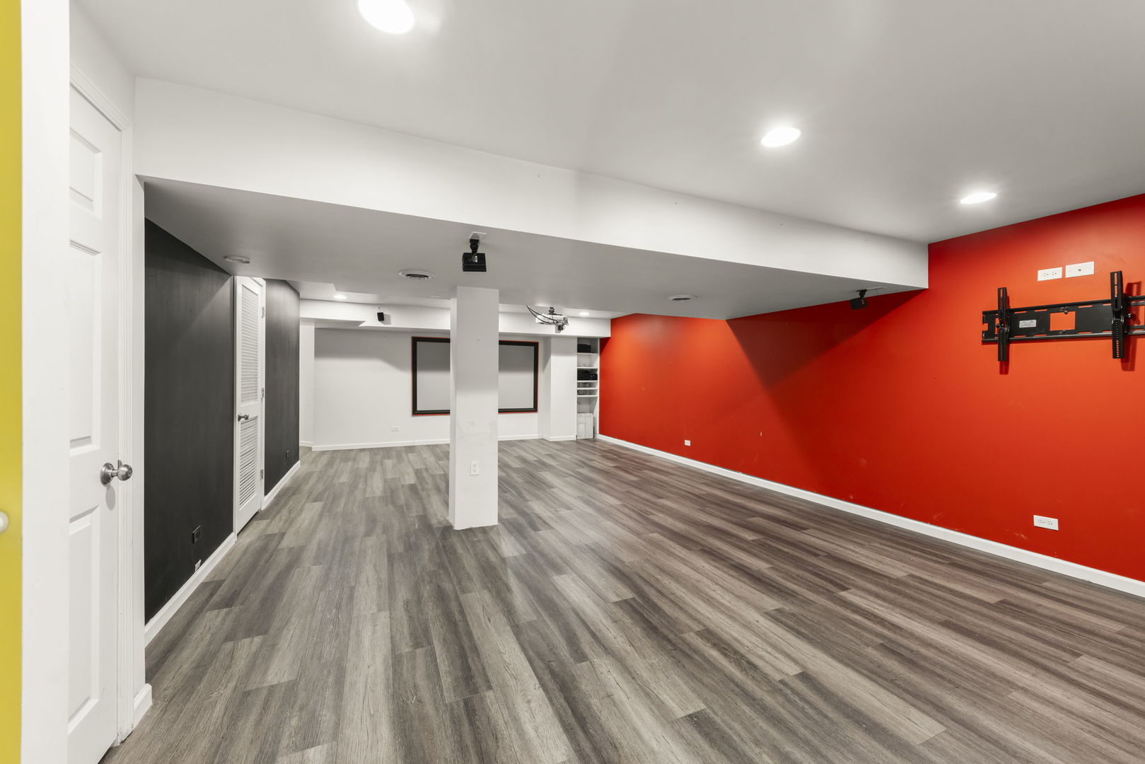 235 Garden Drive Elgin, IL 60124 - Photo 17 of 25 a view of a room with wooden floor