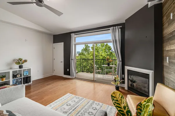 $1,900 | 800 Woodland Street, Unit 307, Nashville, TN 37206
