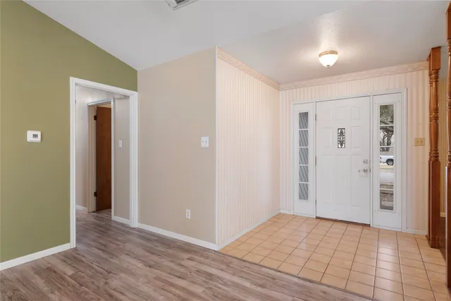 $270,000 | 204 Drake Lane, Taylor, TX 76574