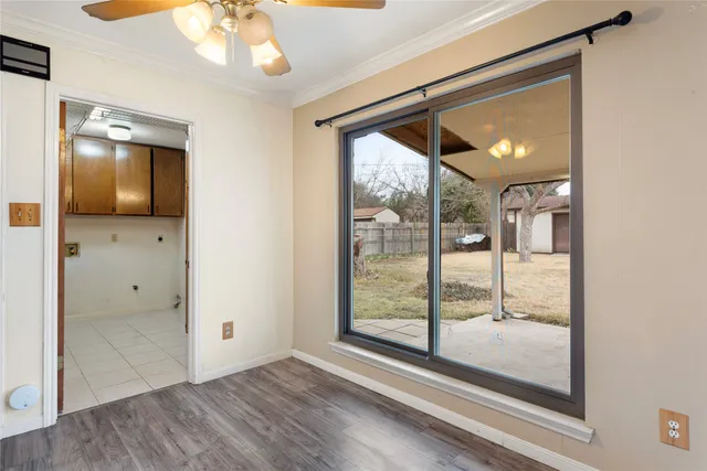 $270,000 | 204 Drake Lane, Taylor, TX 76574