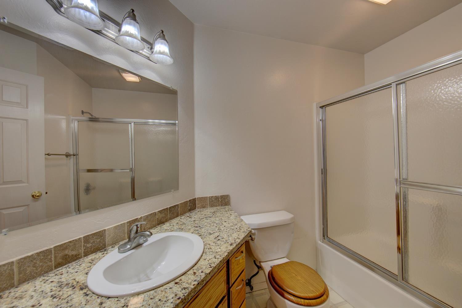 4763 Hillcrest Road Medford, OR 97504 - Photo 24 of 33 Additional Photo