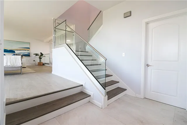 a view of entryway and hall