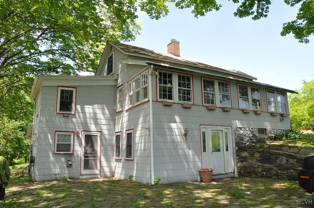 2615 Milford Road Bushkill, PA 18324 - Photo 1 of 32 Gallery Image 1