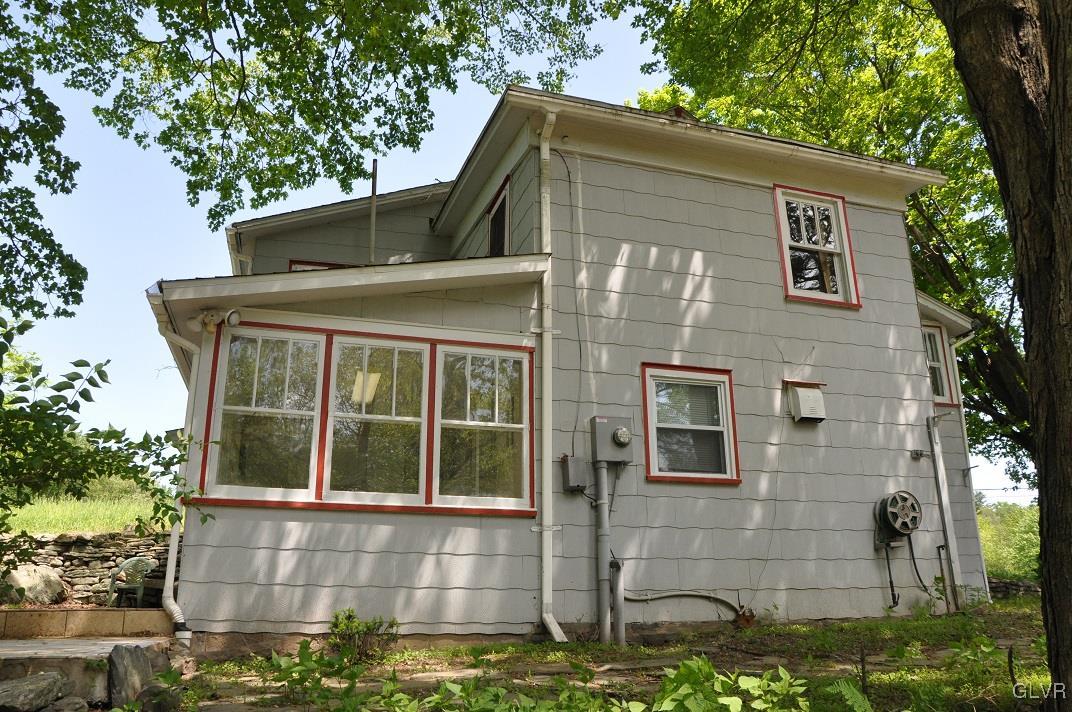 2615 Milford Road Bushkill, PA 18324 - Photo 3 of 32 Gallery Image 3