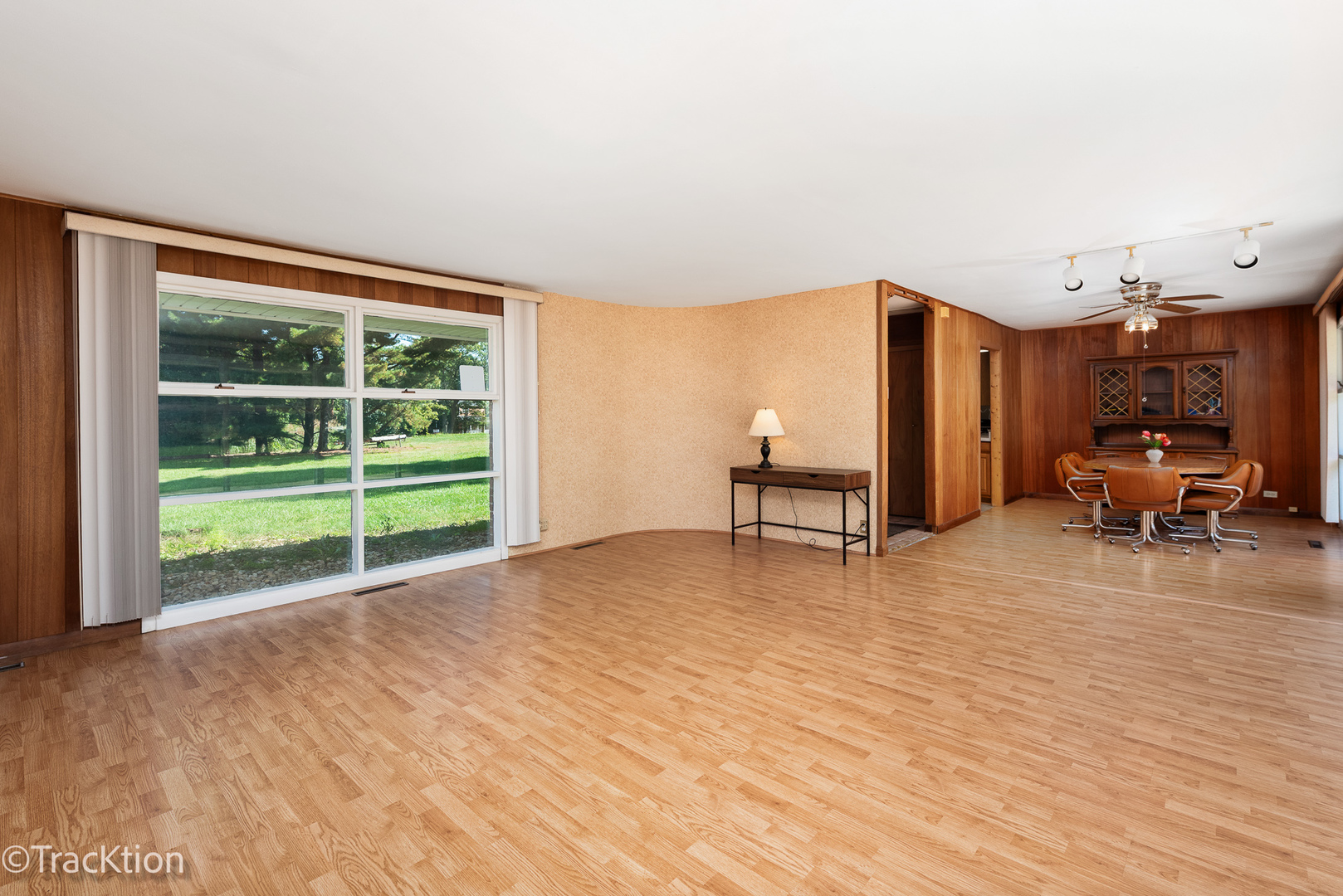 12S440 Lemont Road Lemont, IL 60439 - Photo 4 of 28 a view of a livingroom with furniture and a window