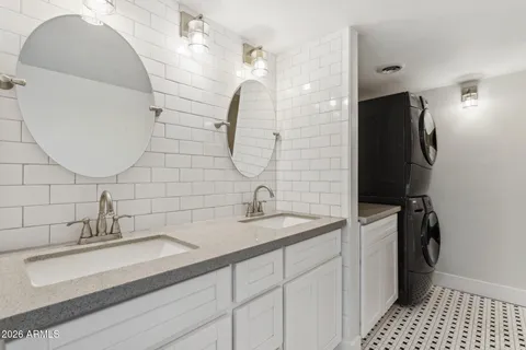 $319,000 | 4142 East Calle Redonda, Unit 62, Phoenix, AZ 85018