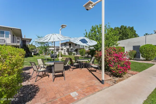 $319,000 | 4142 East Calle Redonda, Unit 62, Phoenix, AZ 85018